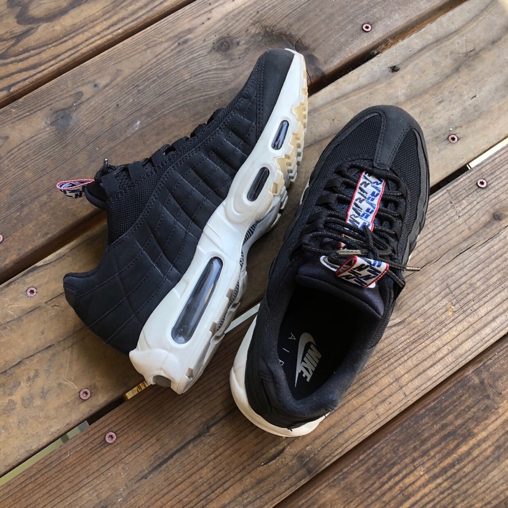 Nike Air Max 95 Pull Tab Black
